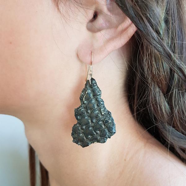 Boucles d'oreilles en grès bronze